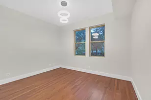 3923 W Ainslie St, Chicago, IL 60625 - Photo 11