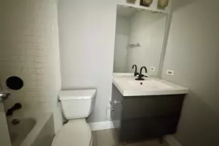 1122 N Clark St, Chicago, IL 60610 - Photo 15