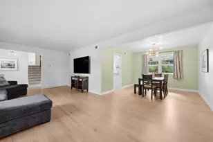 7525 W Manitoba Dr, Palos Heights, IL 60463 - Photo 5