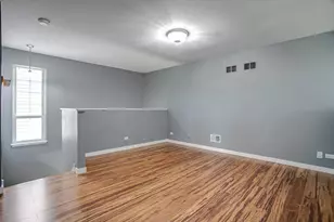 907 Vose Dr, Gurnee, IL 60031 - Photo 17