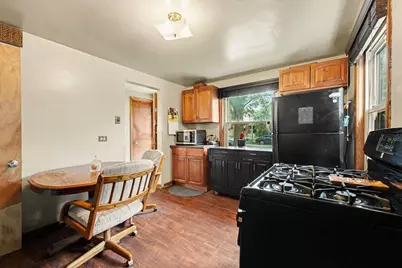 11112 S Avenue C Avenue, Chicago, IL 60617 - Photo 5