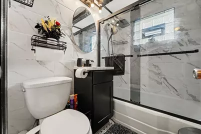 11112 S Avenue C Avenue, Chicago, IL 60617 - Photo 11
