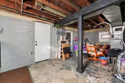 11112 S Avenue C Avenue, Chicago, IL 60617 - Photo 13