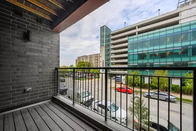 825 E 61st Street #310, Chicago, IL 60637 - Photo 13