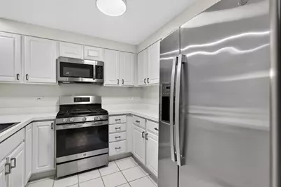 245 Burlington Avenue #201, Clarendon Hills, IL 60514 - Photo 11