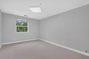 245 Burlington Ave, Clarendon Hills, IL 60514 - Photo 21