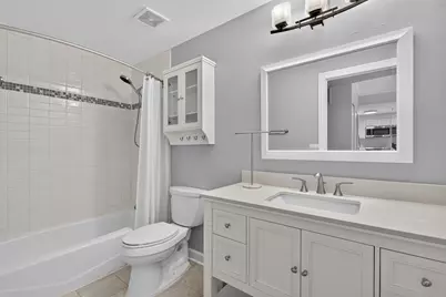 245 Burlington Avenue #201, Clarendon Hills, IL 60514 - Photo 29