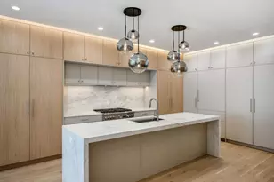 1951 W Dickens Ave, Chicago, IL 60614 - Photo 5
