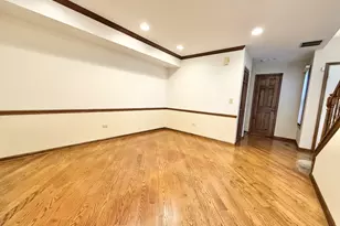 879 N Auburn Woods Dr, Palatine, IL 60067 - Photo 9