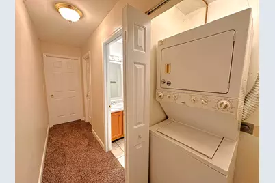 8 Gant Circle #D, Streamwood, IL 60107 - Photo 11
