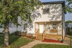 136 N Oak St, Manteno, IL 60950 - Photo 1