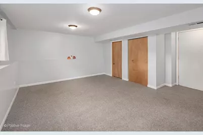 5798 Pershing Avenue, Downers Grove, IL 60516 - Photo 17