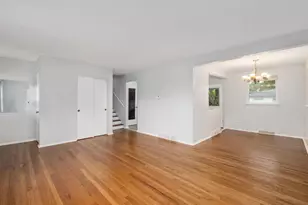 5798 Pershing Ave, Downers Grove, IL 60516 - Photo 5