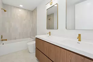 2072 N Western Ave, Chicago, IL 60647 - Photo 19
