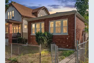 10721 S Prairie Avenue, Chicago, IL 60628 - Photo 3