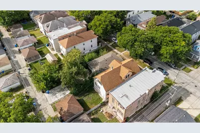 10721 S Prairie Avenue, Chicago, IL 60628 - Photo 35