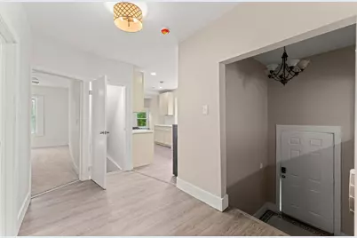 10721 S Prairie Avenue, Chicago, IL 60628 - Photo 7