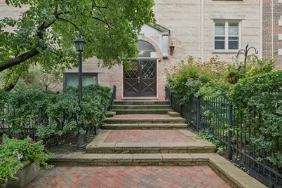 830 Forest Avenue #B, Evanston, IL 60202 - Photo 1
