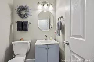 2256 Stoughton Dr, Aurora, IL 60502 - Photo 9