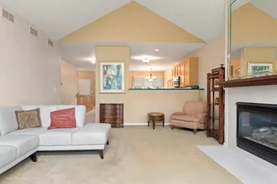 11512 Lake Shore Drive, Orland Park, IL 60467 - Photo 9