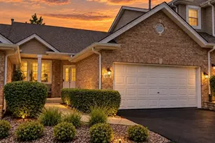 11512 Lake Shore Dr, Orland Park, IL 60467 - Photo 1