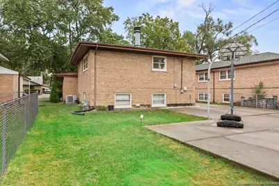 10436 S Kildare Avenue, Oak Lawn, IL 60453 - Photo 29