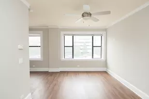 817 W Lakeside Pl, Chicago, IL 60640 - Photo 13