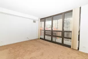 10 E Ontario St, Chicago, IL 60611 - Photo 5