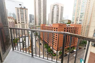 10 E Ontario St, Chicago, IL 60611 - Photo 7