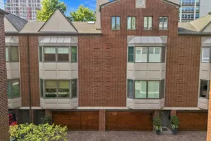 55 W Goethe St, Chicago, IL 60610 - Photo 7