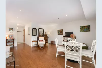 [Address not provided], Northfield, IL 60093 - Photo 5