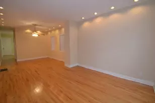1454 W School St, Chicago, IL 60657 - Photo 9