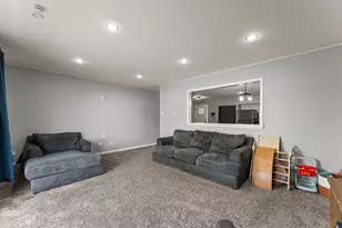 10 Tahoe St, Thornton, IL 60476 - Photo 5