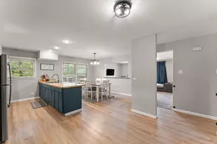 10 Tahoe St, Thornton, IL 60476 - Photo 9