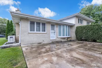 1023 S Lancaster Street, Mount Prospect, IL 60056 - Photo 33