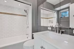 3600 N Lake Shore Dr, Chicago, IL 60613 - Photo 13