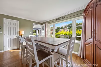 1210 S Gables Boulevard, Wheaton, IL 60189 - Photo 7