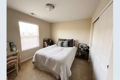 1641 Deer Pointe Drive, South Elgin, IL 60177 - Photo 11