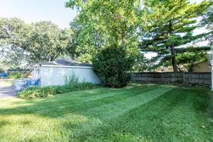 2109 W Pacific Ave, Waukegan, IL 60085 - Photo 29