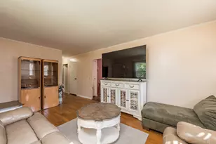 2109 W Pacific Ave, Waukegan, IL 60085 - Photo 5