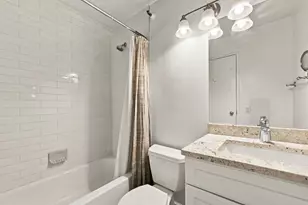 3660 N Lake Shore Dr, Chicago, IL 60613 - Photo 15