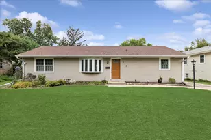 418 S Fairfield Ave, Lombard, IL 60148 - Photo 1