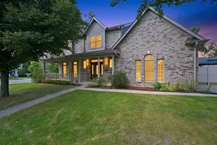 301 Spruce St, Glenview, IL 60025 - Photo 1