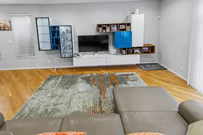 360 Parkview Terrace, Buffalo Grove, IL 60089 - Photo 9