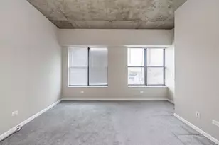 1122 W Catalpa Ave, Chicago, IL 60640 - Photo 17