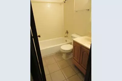 135 Pickwick Drive #A, Schaumburg, IL 60193 - Photo 13