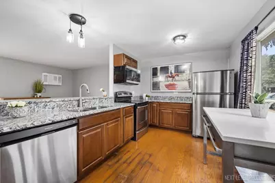 114 Raintree Court, Aurora, IL 60504 - Photo 5