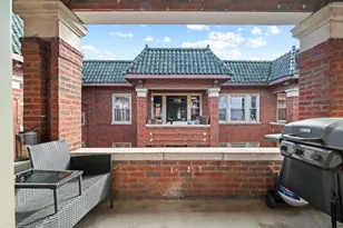 964 W Cuyler Ave, Chicago, IL 60613 - Photo 11