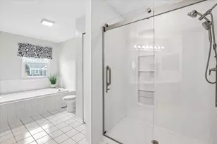34316 N Old Walnut Cir, Gurnee, IL 60031 - Photo 13