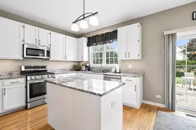 34316 N Old Walnut Circle, Gurnee, IL 60031 - Photo 7